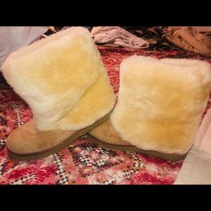 UGG boots Sz 8